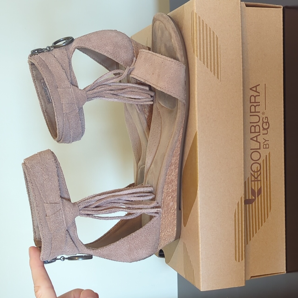 Koolaburra by UGG Saige sandals